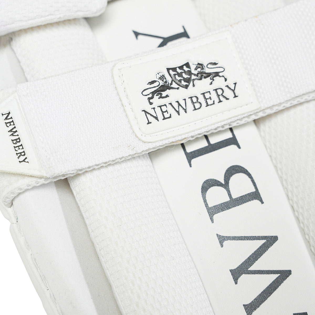 Newbery 5* Cricket Batting Pads