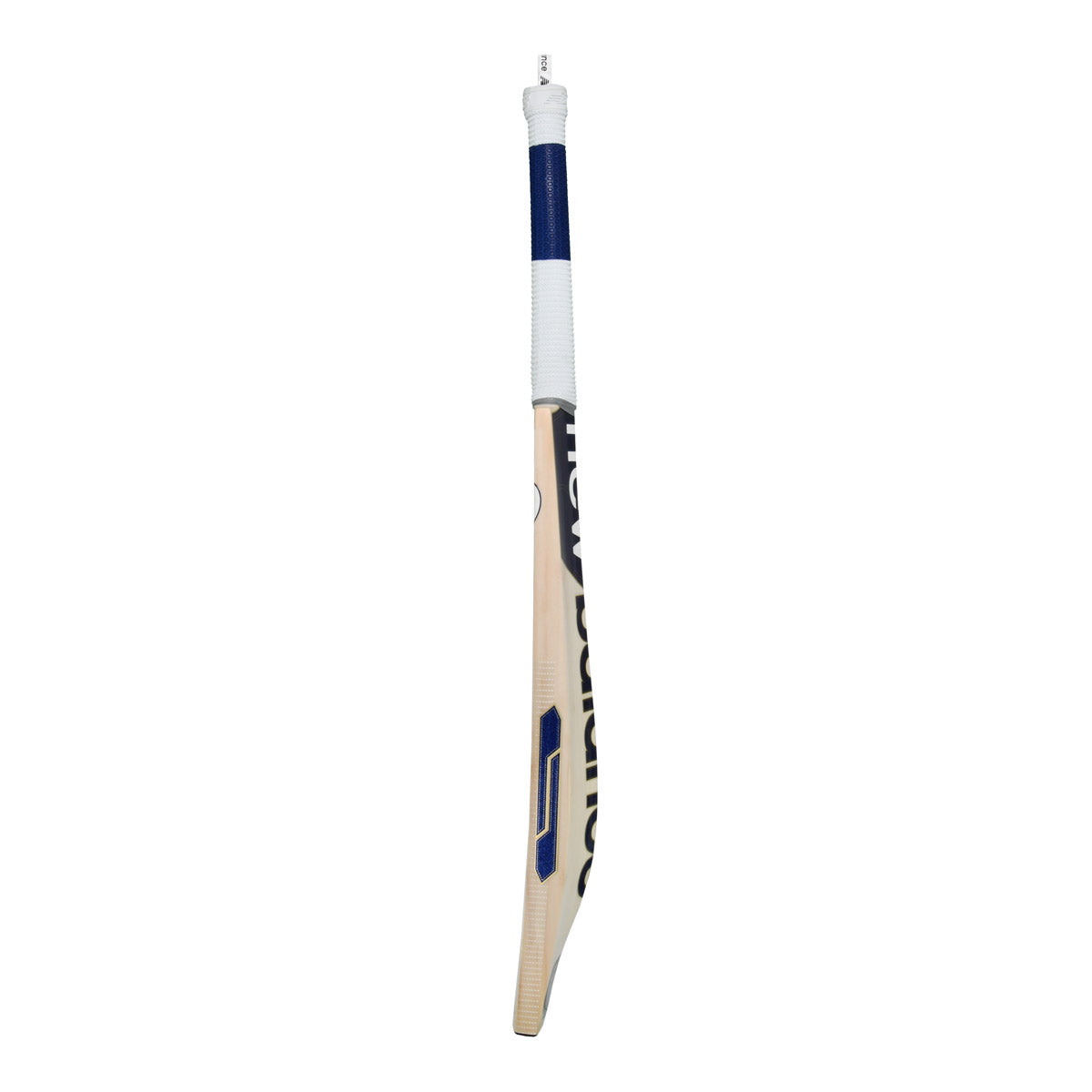New Balance DC 400 Pro Cricket Bat - 2026