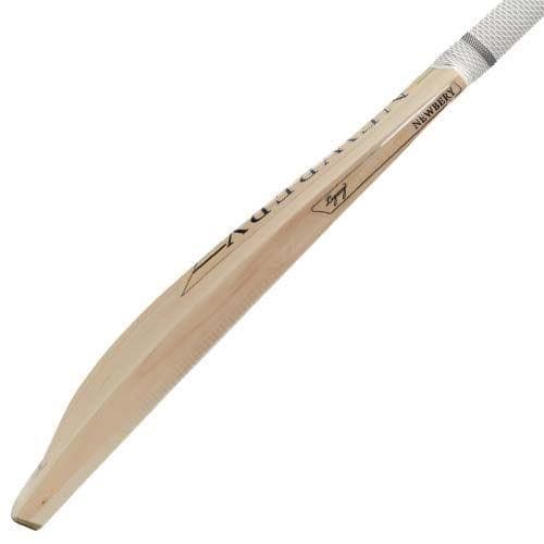 Newbery Legacy Pro Cricket Bat Side