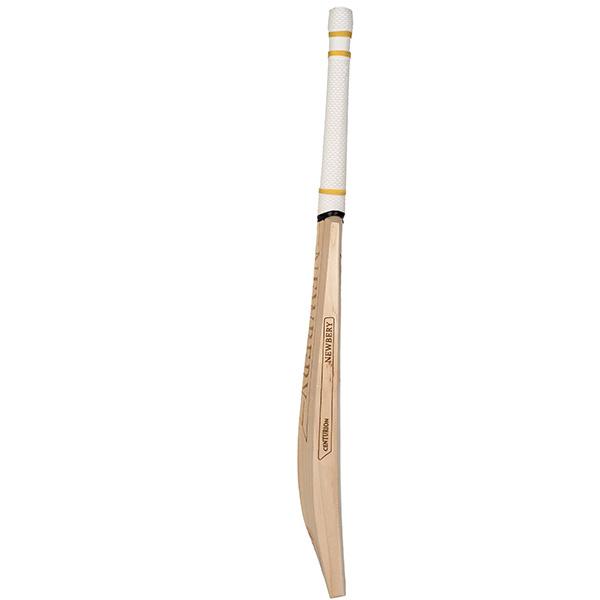 Newbery Centurion Pro Junior Cricket Bat