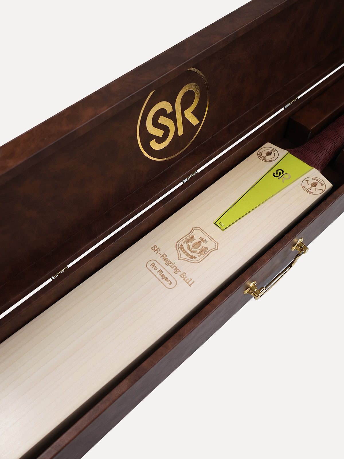 SR Raging Bull Pro Players Cricket Bat