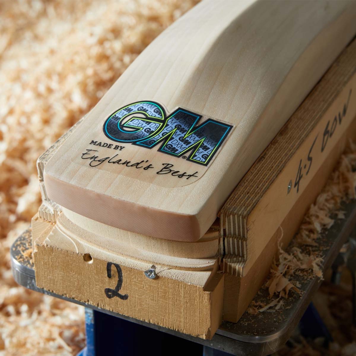 Gunn & Moore James Vince Players Edition Cricket Bat